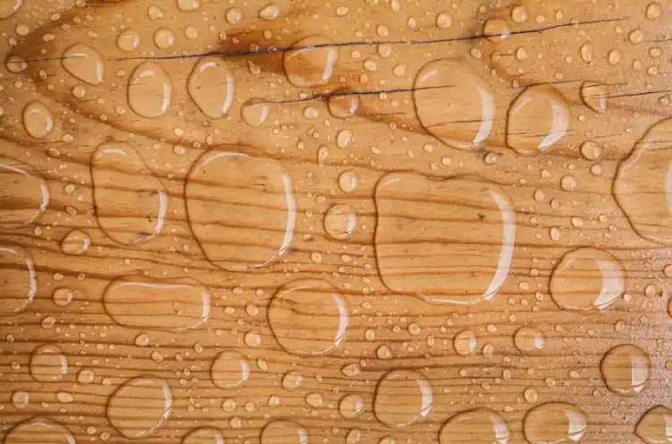 su geçirmez ahşap saat