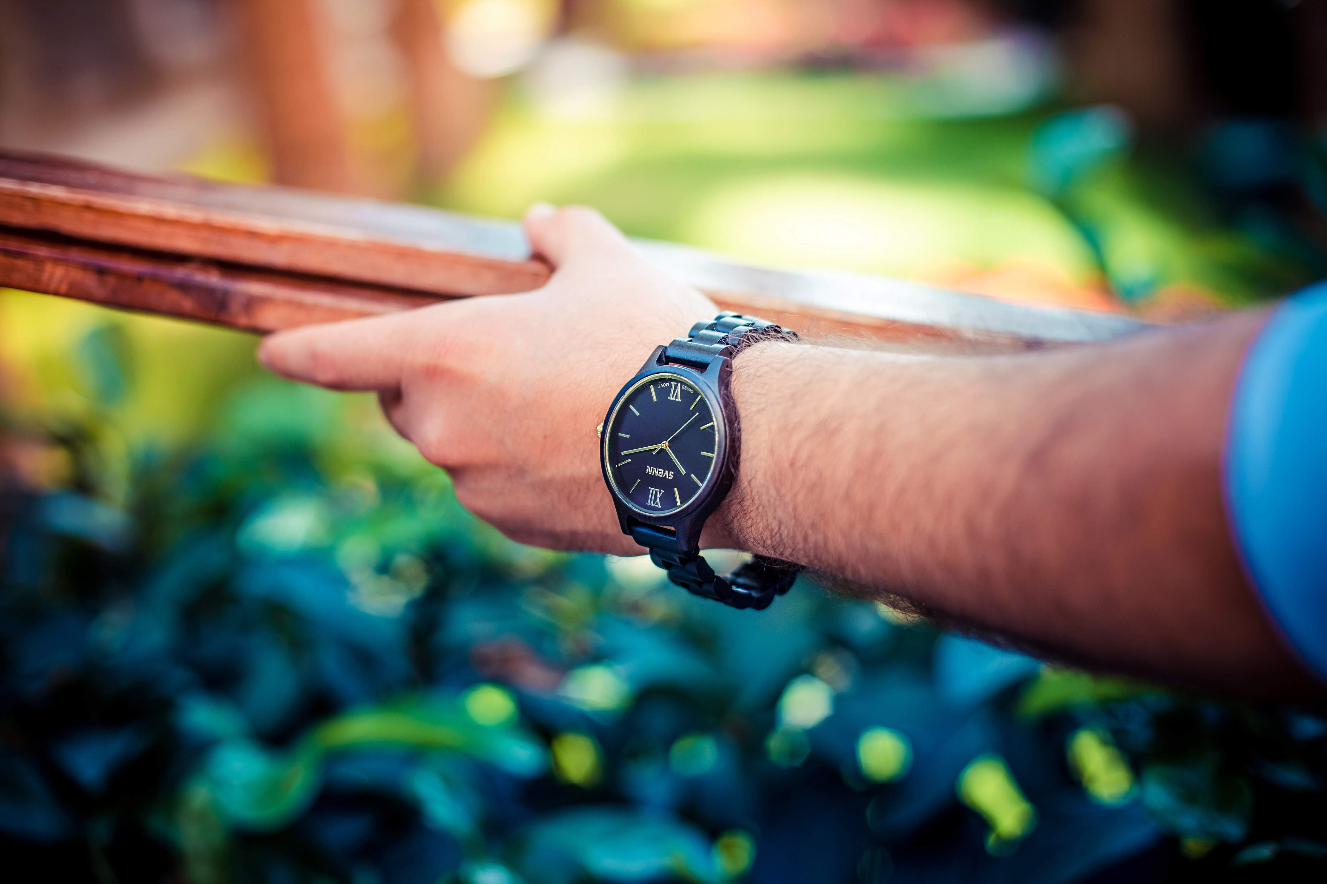 Siyah Ahşap Kol Saati