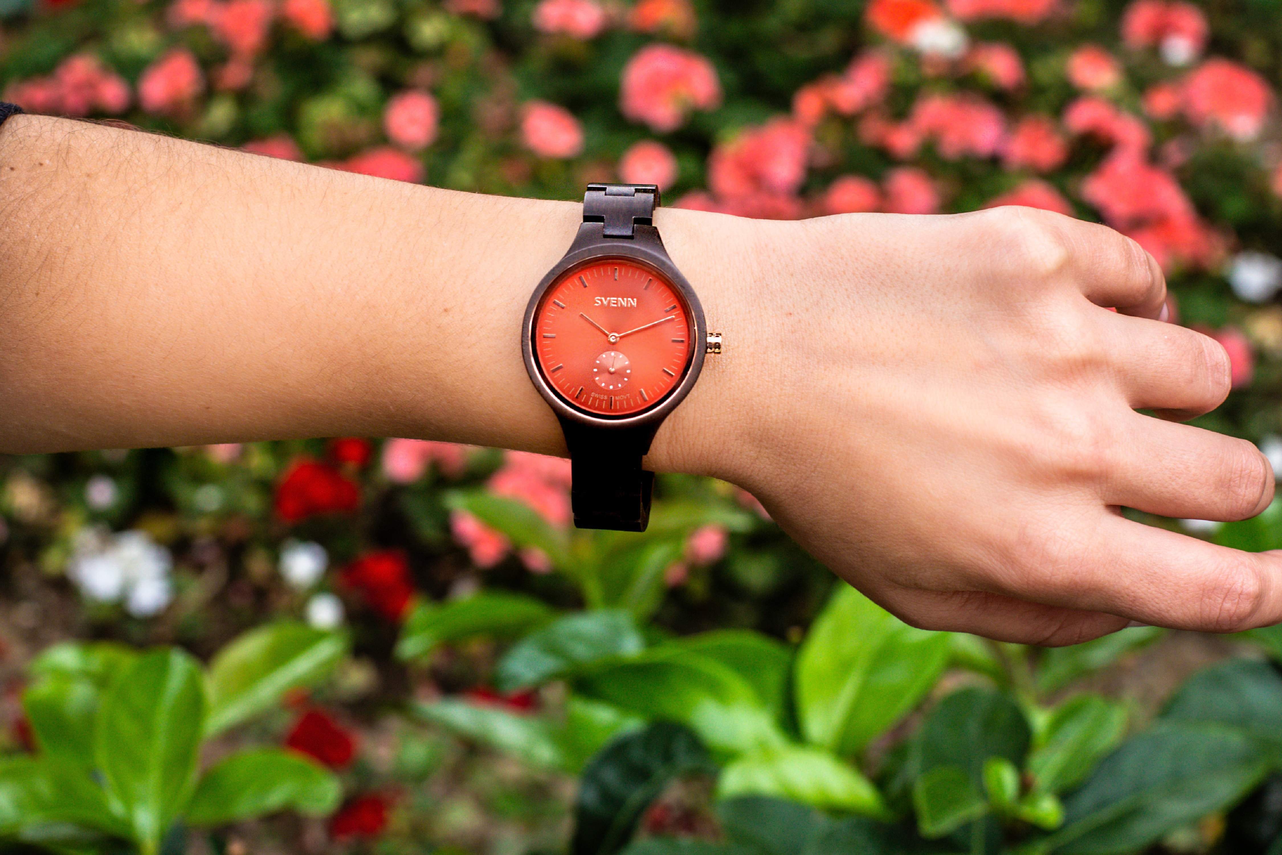 PAIR WATCHES WOMEN